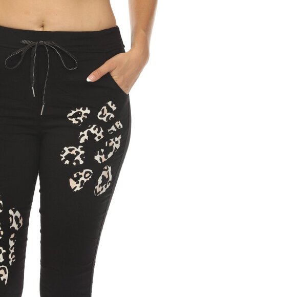 Black Cheetah Detail stretchable pant with Pockets - Picture 4 of 7